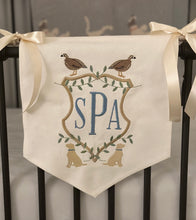 Load image into Gallery viewer, Sitting Lab and Quail Crest Baby Banner