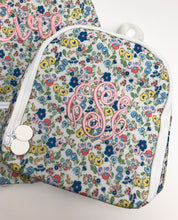 Load image into Gallery viewer, Posies Bring It Lunchbox