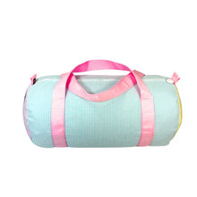 Load image into Gallery viewer, 1989 Colorblock Seersucker Medium Duffle