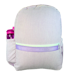 Medium backpack with pocket