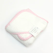 Load image into Gallery viewer, Pink Big Check Hooded Towel Set