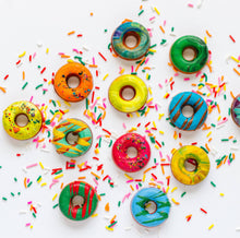 Load image into Gallery viewer, Mini Donut Original Rainbow Crayon 4 Pack