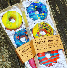 Load image into Gallery viewer, Mini Donut Original Rainbow Crayon 4 Pack