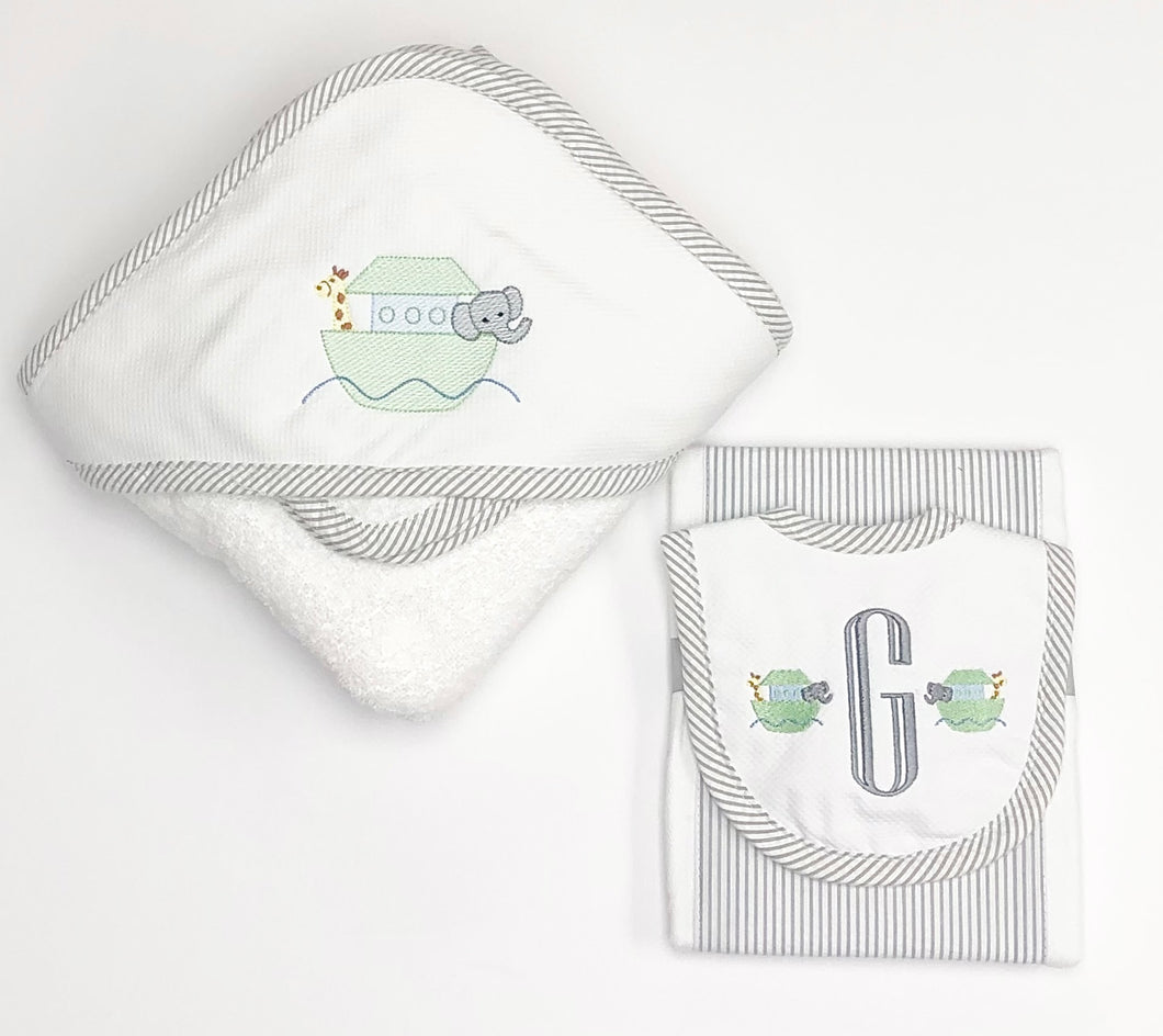Seersucker Bib and Burp Set